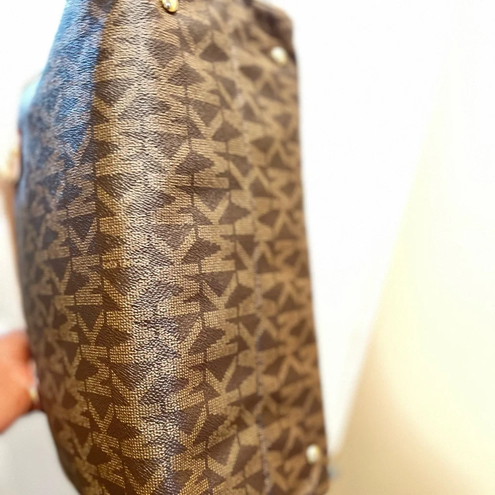 Michael Kors Brown and Cream Satchel with Gold-Tone Hardware - Picture 3 of 4